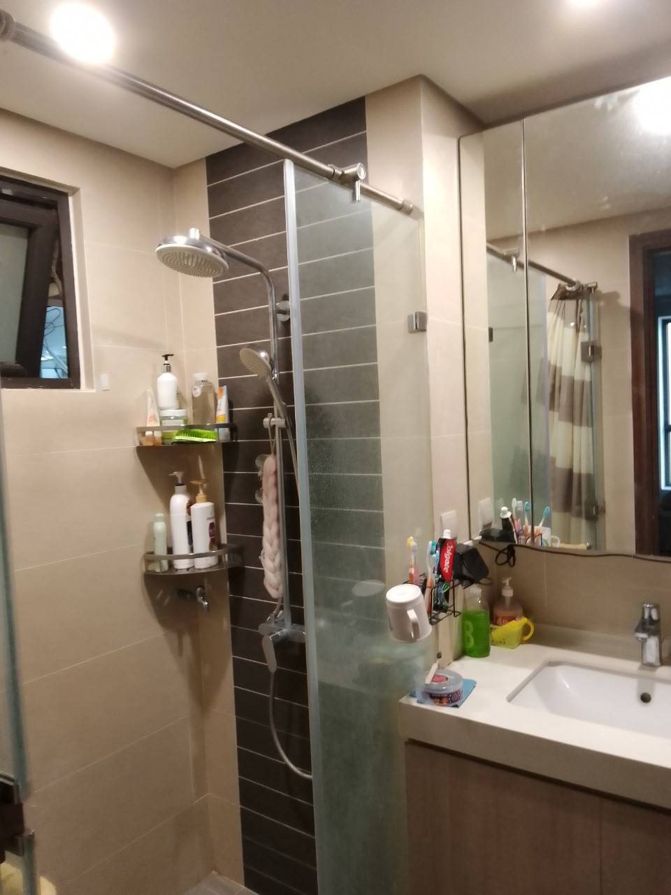 Nhà vệ sinh của Căn hộ chung cư Cho thuê tại Hà Đô Centrosa Garden